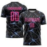 Camiseta de uniforme de fútbol negra sublimada rosa-azul claro personalizada Camiseta de uniforme de fútbol negra sublimada rosa-azul claro personalizada
