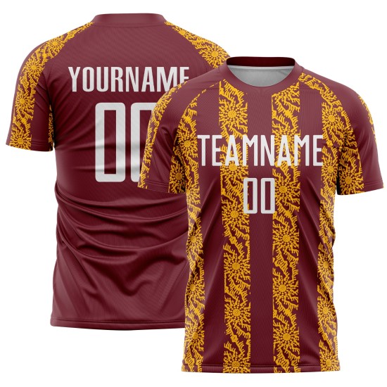 Uniforme de fútbol personalizado con sublimación, blanco, dorado y burdeos, abstracto.