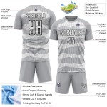 Camiseta de fútbol personalizada de sublimación, color blanco y negro, con rayas grises Camiseta de fútbol personalizada de sublimación, color blanco y negro, con rayas grises